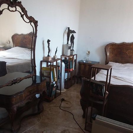 Spacious Room Marghera Bagian luar foto